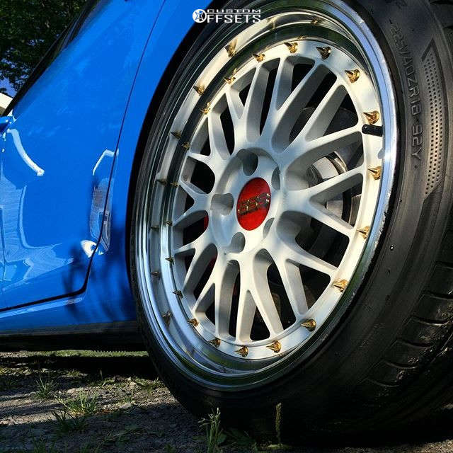 2019 Volkswagen GTI with 18x8 35 BBS Lm and 215/40R18 Hankook