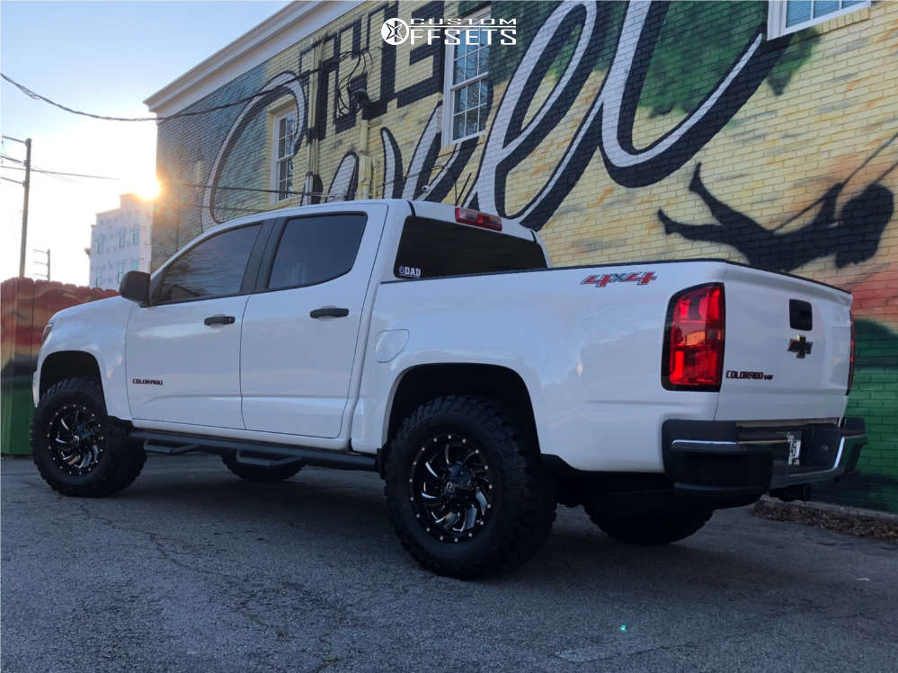 2018 Chevrolet Colorado with 17x9 Fuel Cleaver and 285/70R17 Falken ...