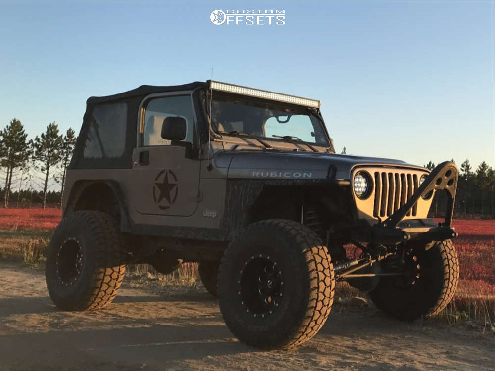 2006 Jeep TJ with 15x10 43 Fuel Revolver and 35/12.5R15 Hercules Terra Trac A/t and Suspension