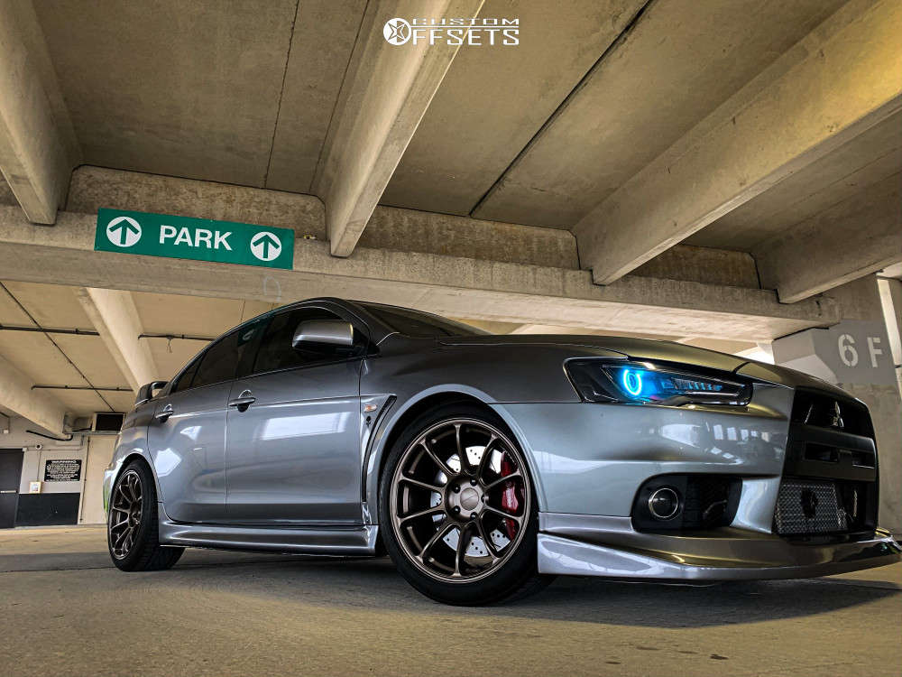2014 Mitsubishi Lancer with 18x10.5 22 Vordoven Forme 11 and
