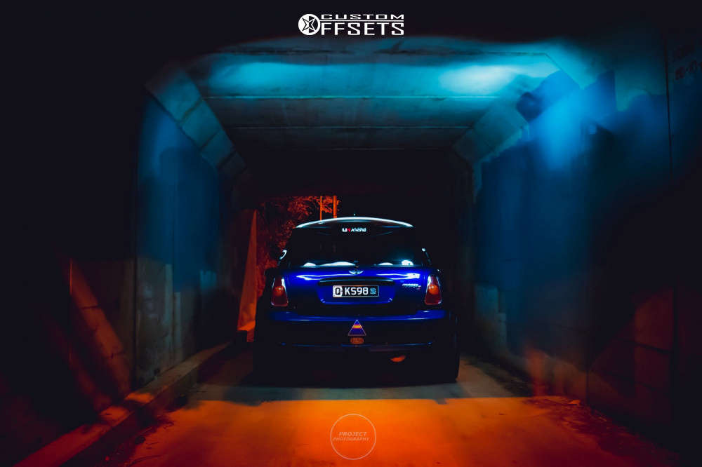 2003 Mini Cooper with 17x8 42 Fifteen52 Tarmac and 235/45R17 Kumho ...