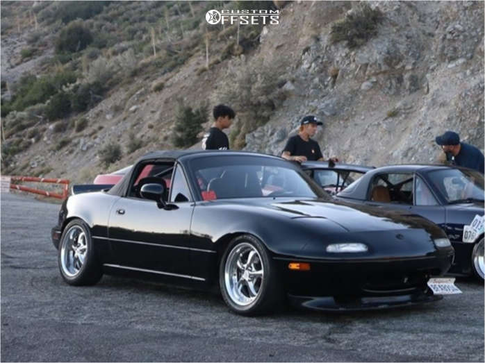 1993 Mazda MX-5 Miata with 15x6.5 35 Work VS KF and 185/45R15