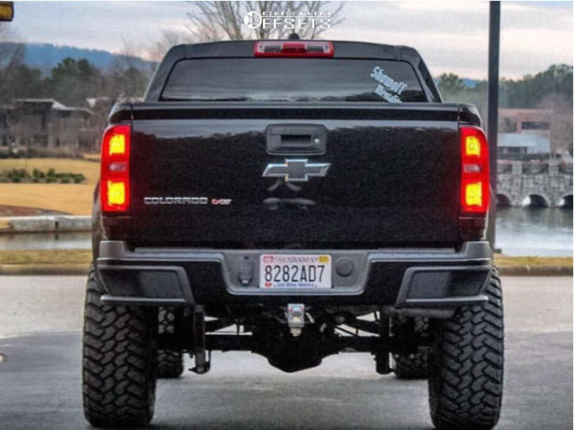 2019 Chevrolet Colorado with 20x9 1 Fuel Beast and 33/12.5R20 Nitto Trail Grappler and