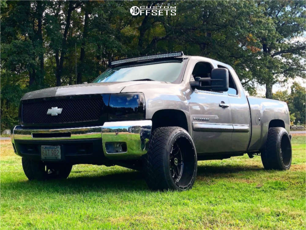 Custom 2013 Chevy Silveradonull