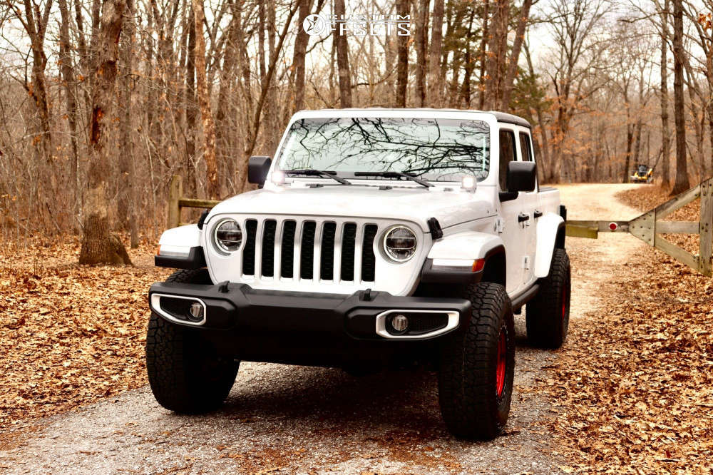2020 Jeep Gladiator with 17x9 Fuel Zephyr and 285/75R17 Falken Wildpeak