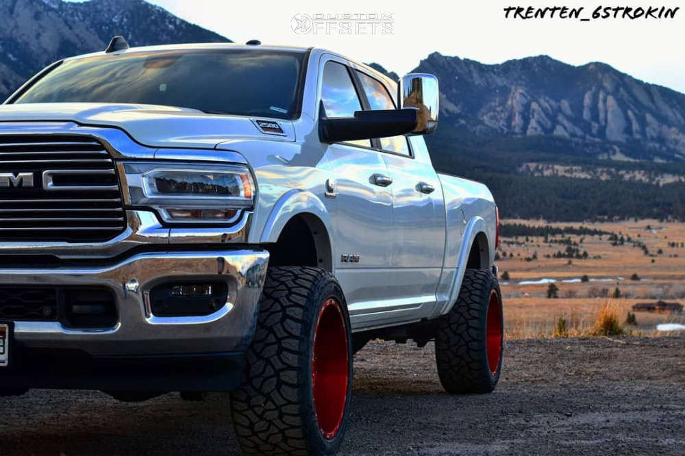 2019 Ram 2500 with 22x12 -44 TIS 544RM and 35/12.5R22 Delinte Dx-12 ...