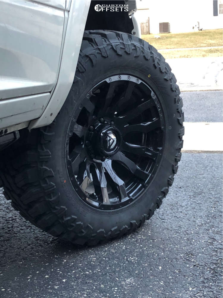 2016 Ram 2500 with 20x10 18 Fuel Blitz and 35/12.5R20 Atturo Trail