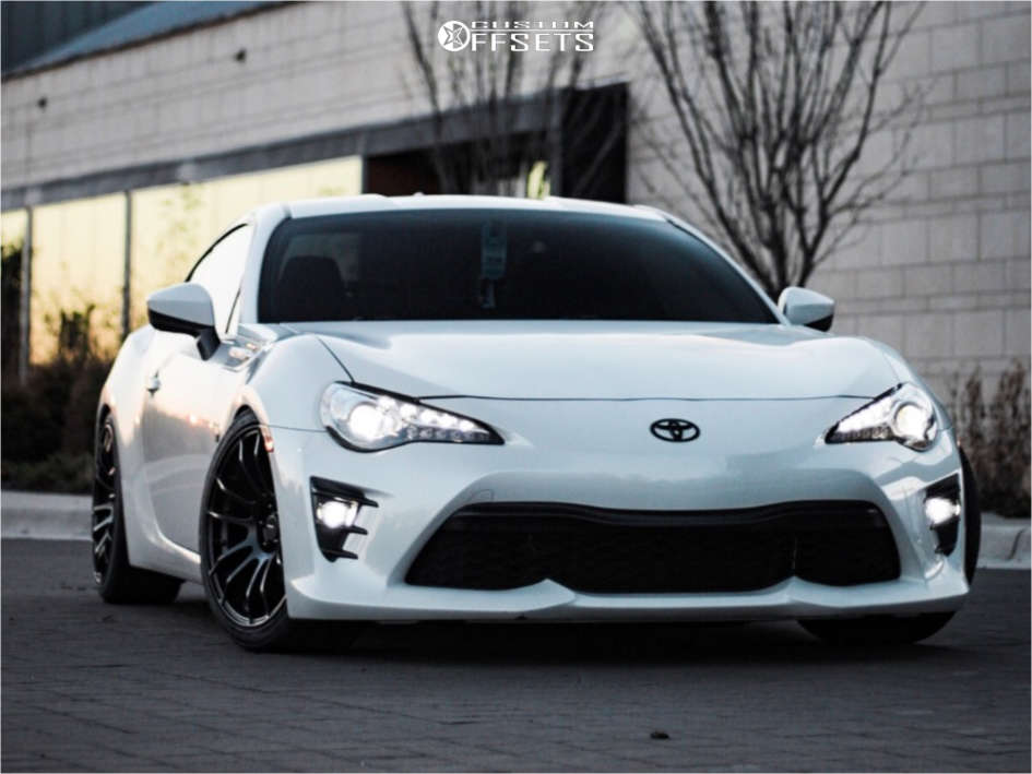 956820-1-2017-86-toyota-base-