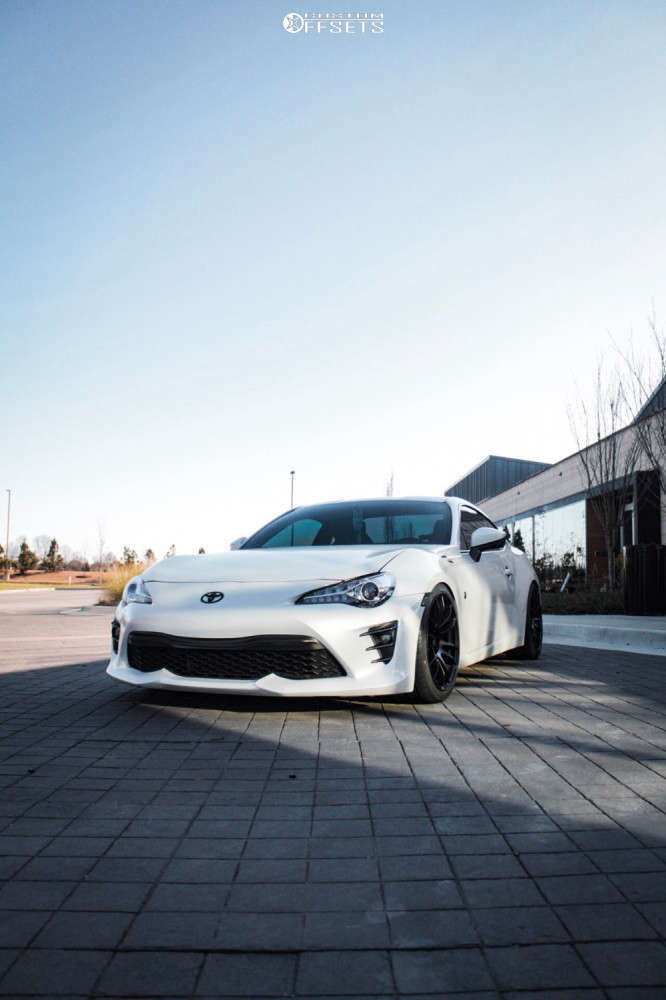 2017 Toyota 86 Tucked Coilovers | Custom Offsets