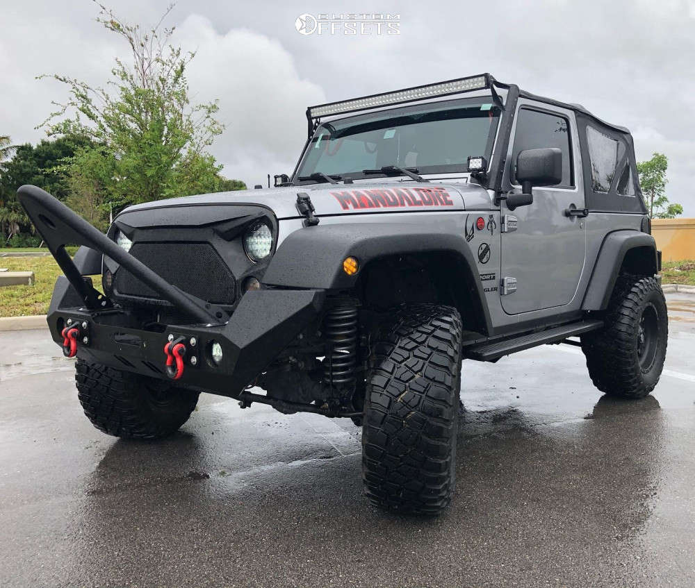 957974-1-2017-wrangler-jk-jeep