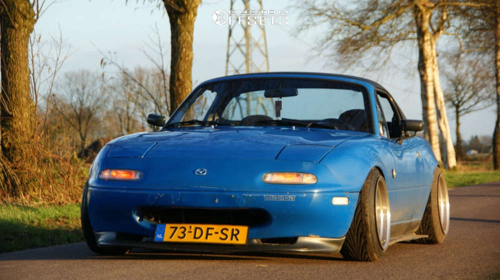 1991 Mazda MX-5 Miata with 15x9 0 Ultra UL48 and 195/45R15 Nankang