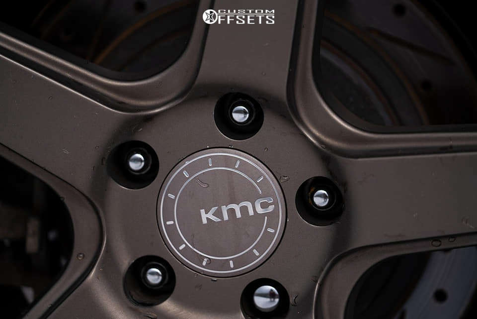 2011 Nissan Quest with 20x9.5 35 KMC Km685 and 245/50R20 Bridgestone