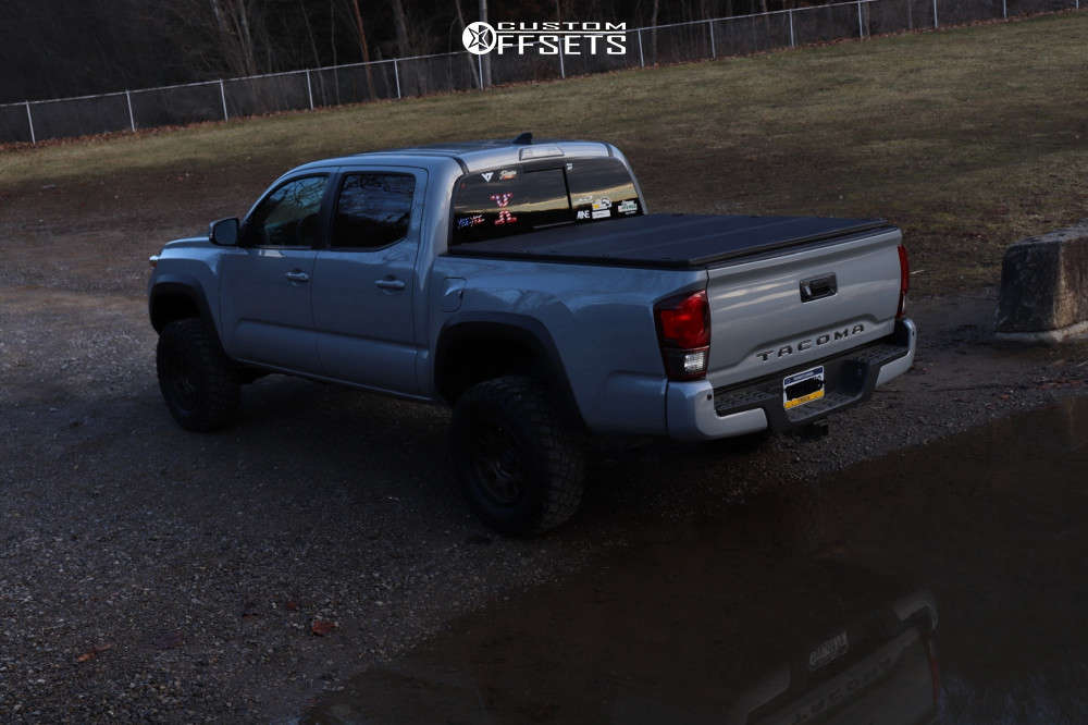 2019 Toyota Tacoma with 16x8 -25 RRW RR5-S and 265/70R16 BFGoodrich Mud ...