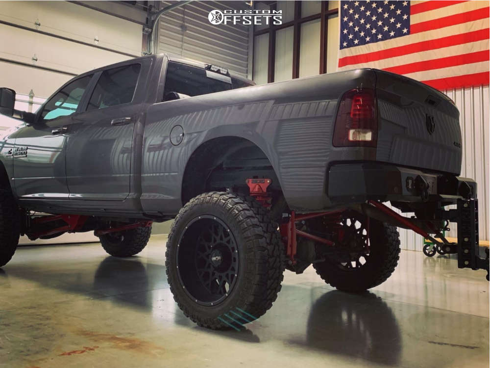 2017 Ram 2500 with 22x12 -51 Vision Rocker and 37/13.5R22 Fury Offroad ...