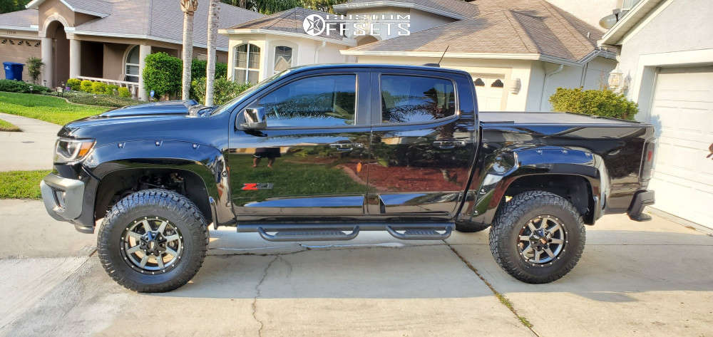 2016 Chevrolet Colorado with 17x8 Moto Metal Mo970 and 285/70R17 Nitto ...