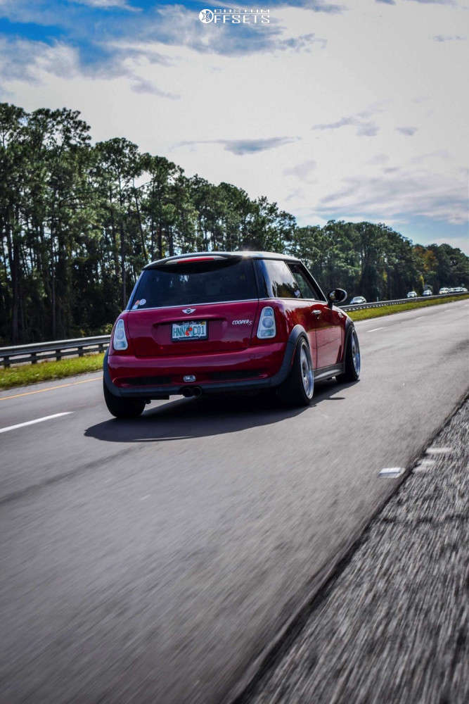 2004 Mini Cooper with 17x8 25 XXR 531 and 205/40R17 Nexen Nfera Su1 and ...