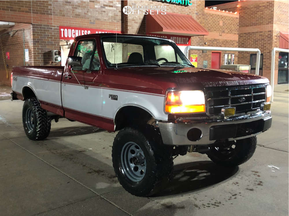 1996 Ford F-150 with 17x8 -6 Pro Comp 97 and 35/12.5R17 Pro Comp Xtreme ...