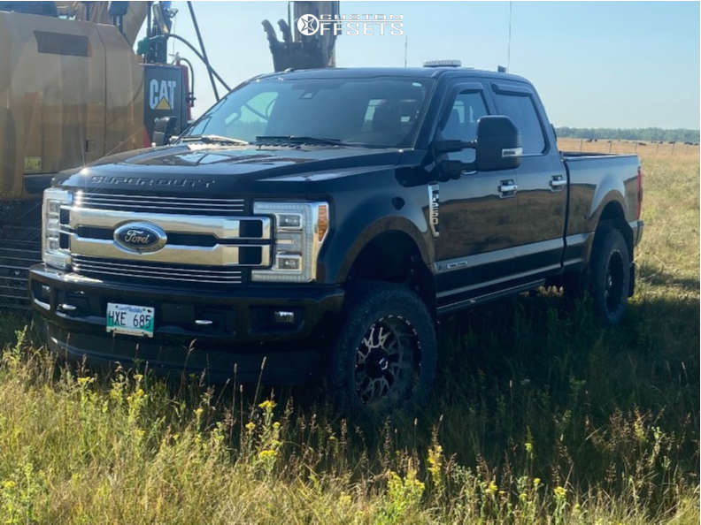 2018 Ford F-250 Super Duty with 20x10 -24 TIS 544MB and 295/65R20 Toyo ...