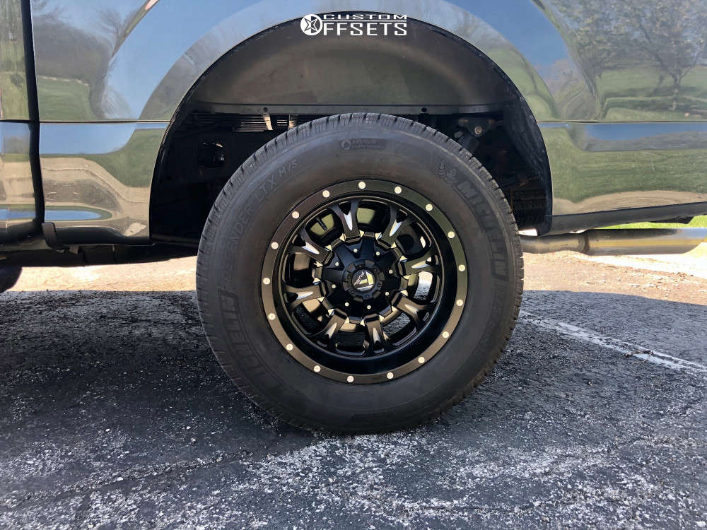 2015 Ford F150 with 18x9 13 Fuel Krank and 275/65R18 Michelin