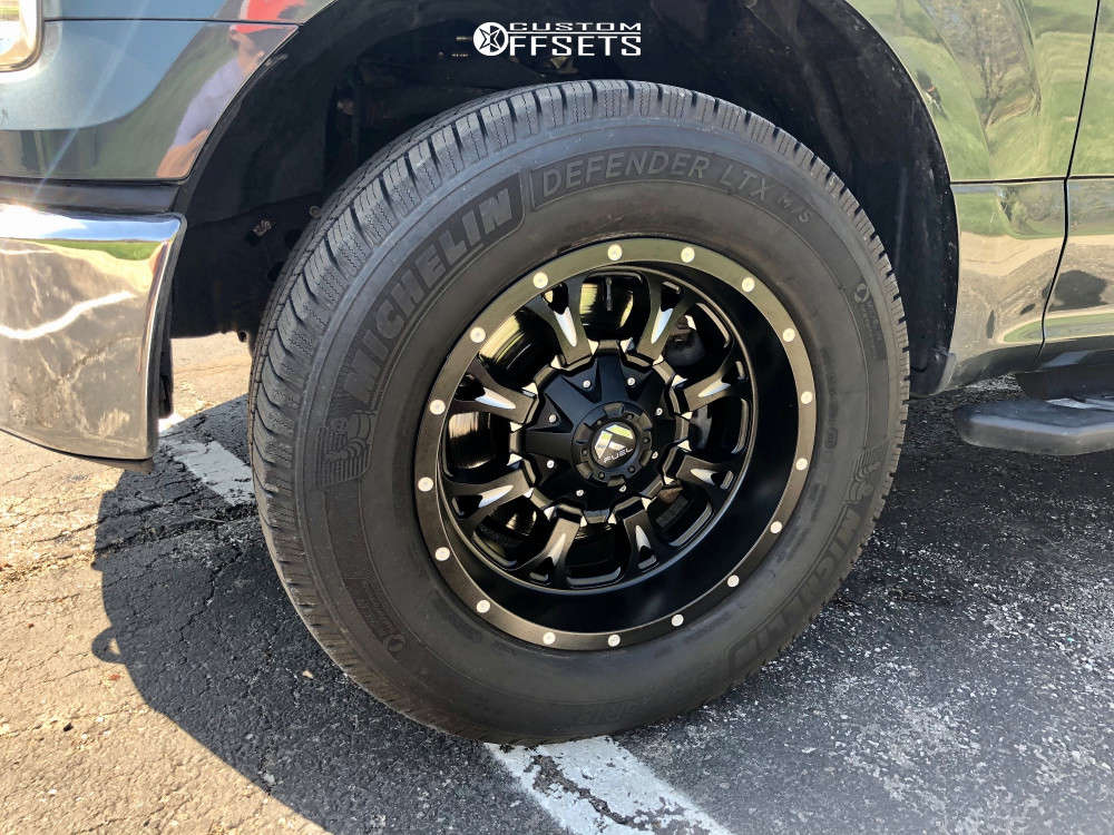 2015 Ford F150 with 18x9 13 Fuel Krank and 275/65R18 Michelin