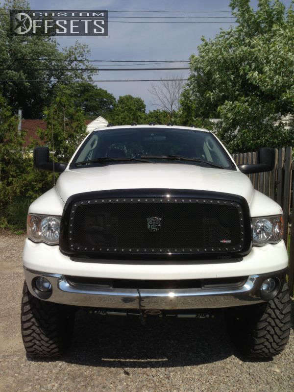2005 Dodge Ram 2500 with 18x9 1 Fuel Assault and 37/13.5R18 Toyo Tires