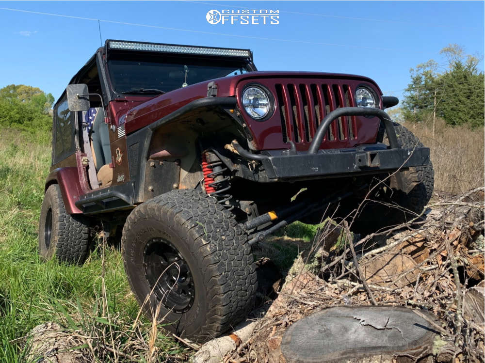 999943-1-2002-tj-jeep-sahara-