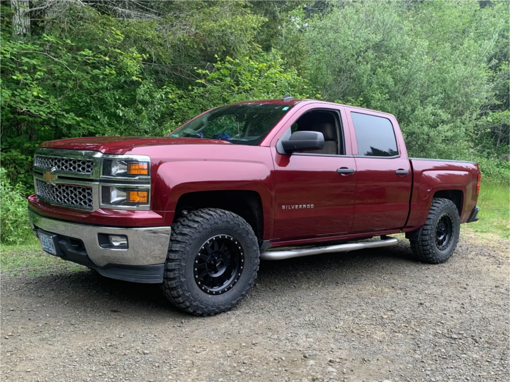 2014 Chevrolet Silverado 1500 with 18x9 18 Method Double Standard