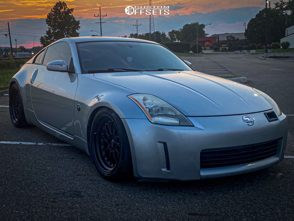 1605836-1-2004-350z-nissan-2dr