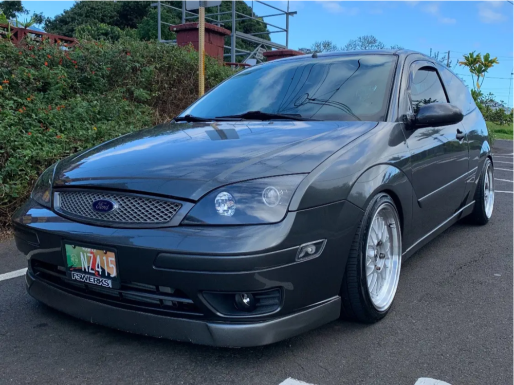 1635440-2-2005-focus-ford-zx3-
