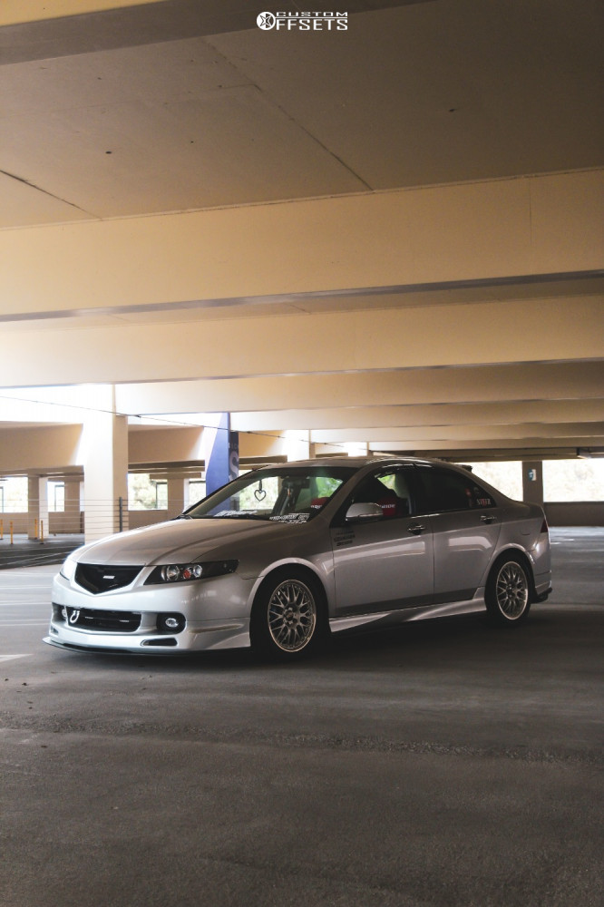 1699528-10-2005-tsx-acura-base