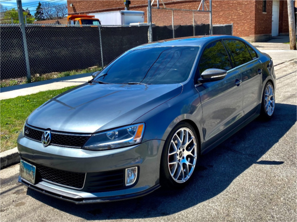 1715398-1-2012-jetta-