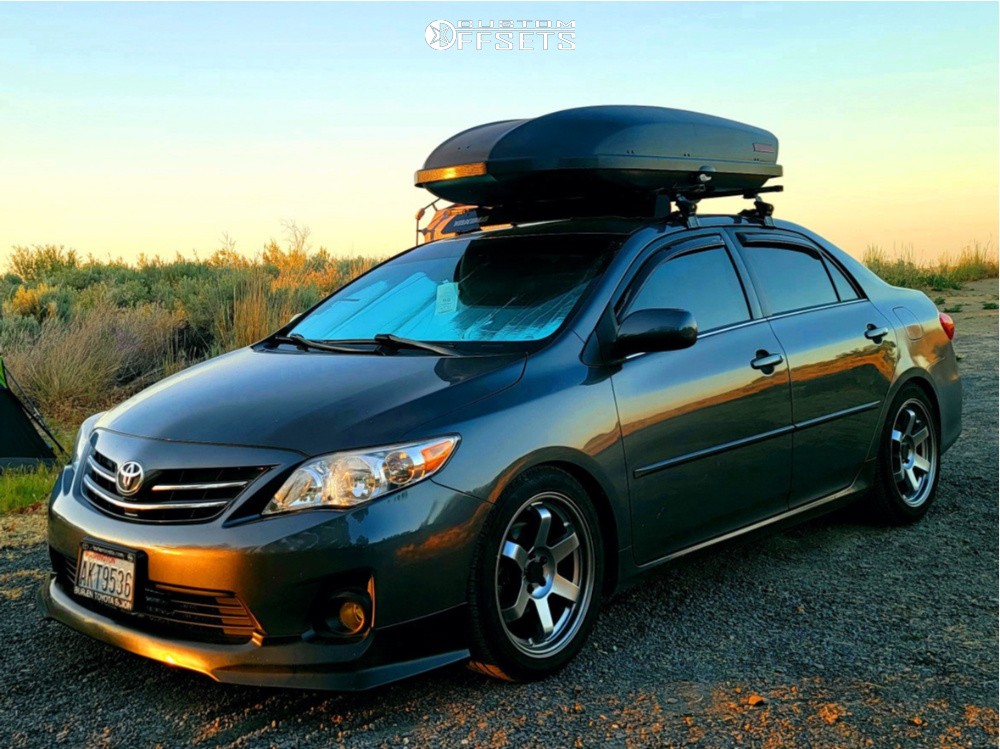 1750064-1-2013-corolla-toyota-