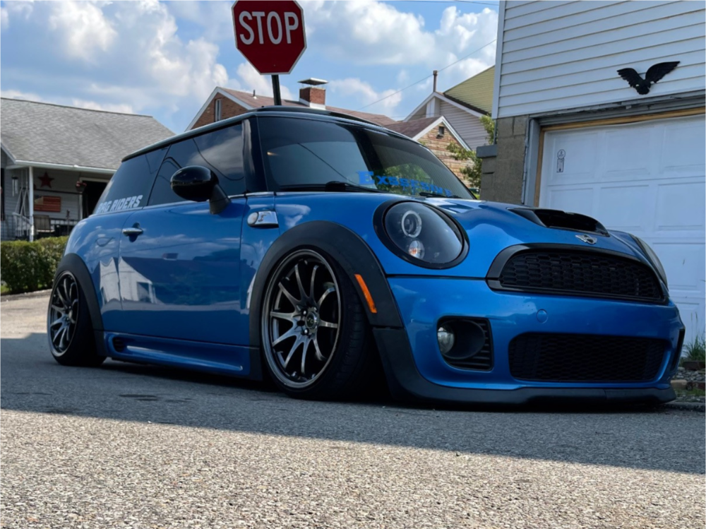 r56mini jcw ジャンク Black John Cooper Works Car Front Grill Emblem JCW Badge For Mini