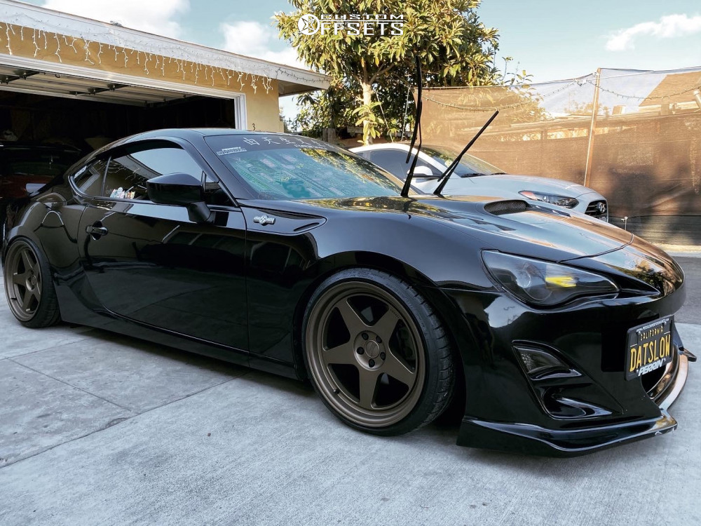 1790329-1-2016-fr-s-scion-base