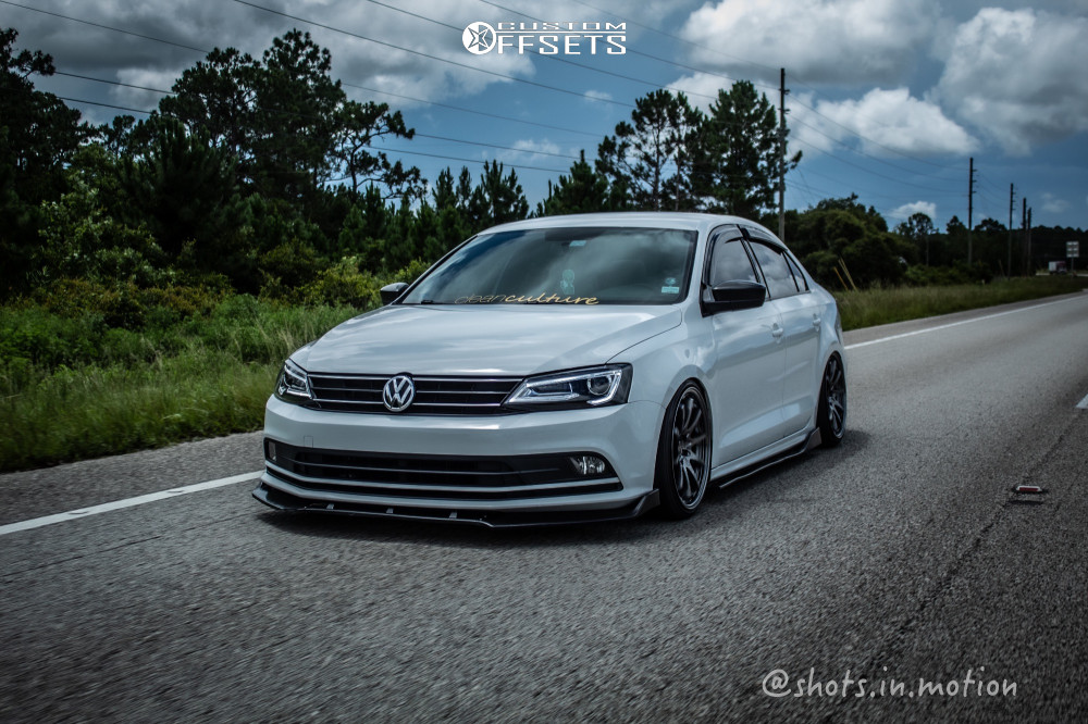 1790716-1-2016-jetta-
