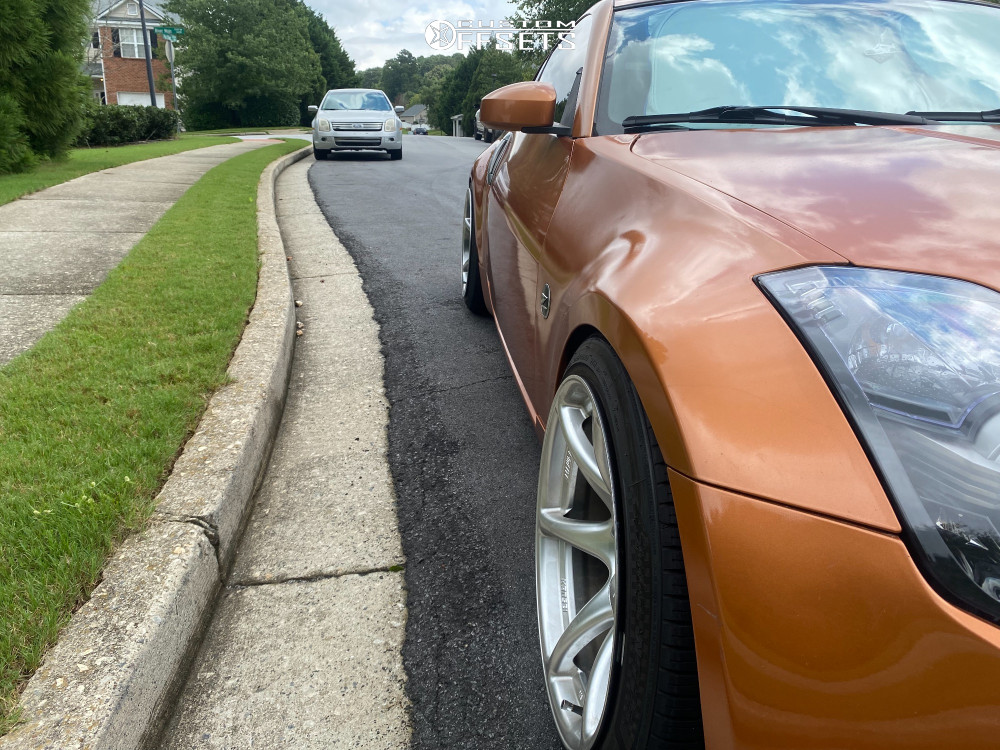 1795152-2-2003-350z-nissan-