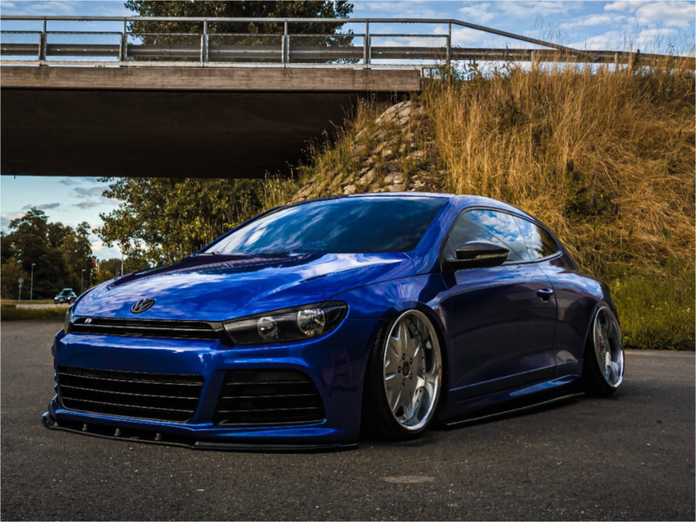 1815328-1-2009-scirocco-