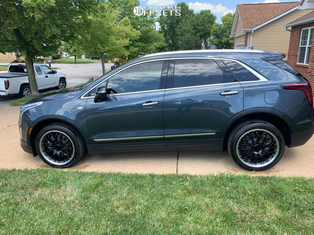 2021 Cadillac XT5 with 20x8.5 0 Drag Dr75 and 255/55R20 Yokohama