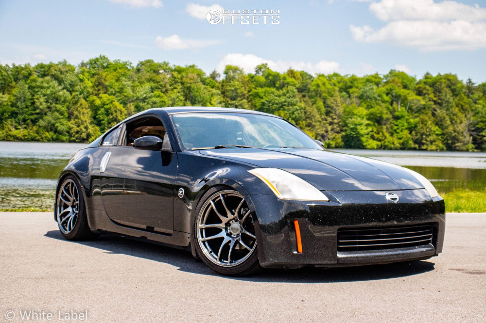 1863965-1-2005-350z-nissan-