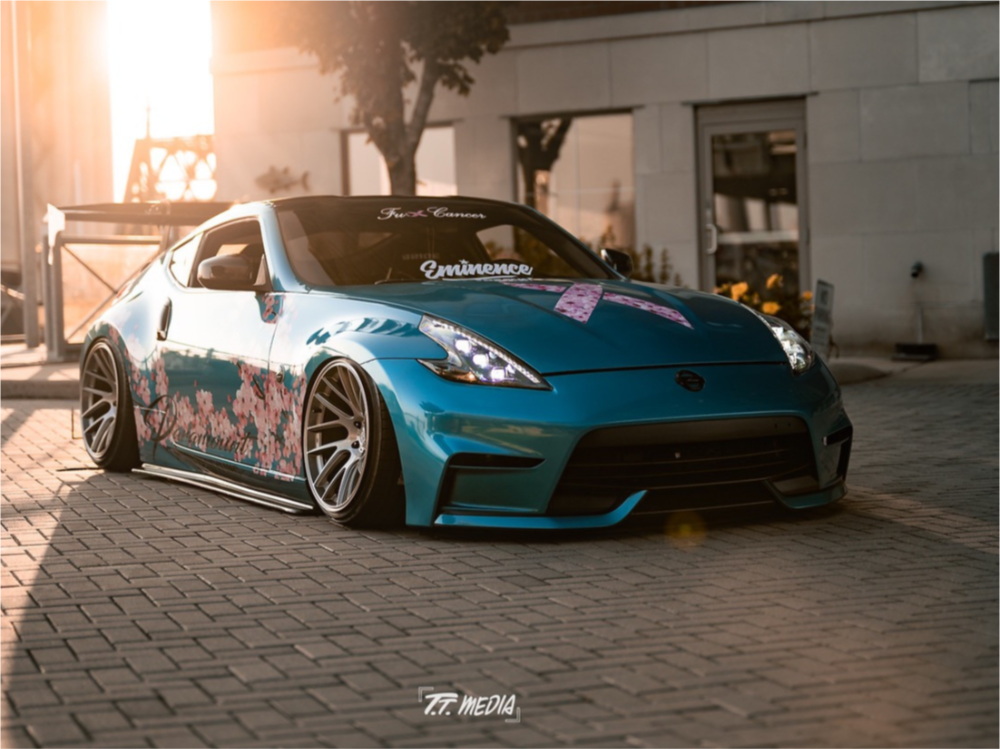 アリス 1877867-1-2009-370z-nissan-