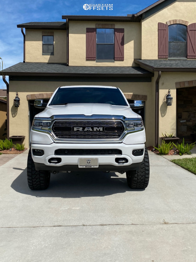 1900077-1-2021-1500-ram-stock-