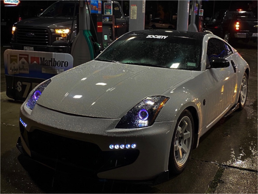 1919083-1-2004-350z-nissan-