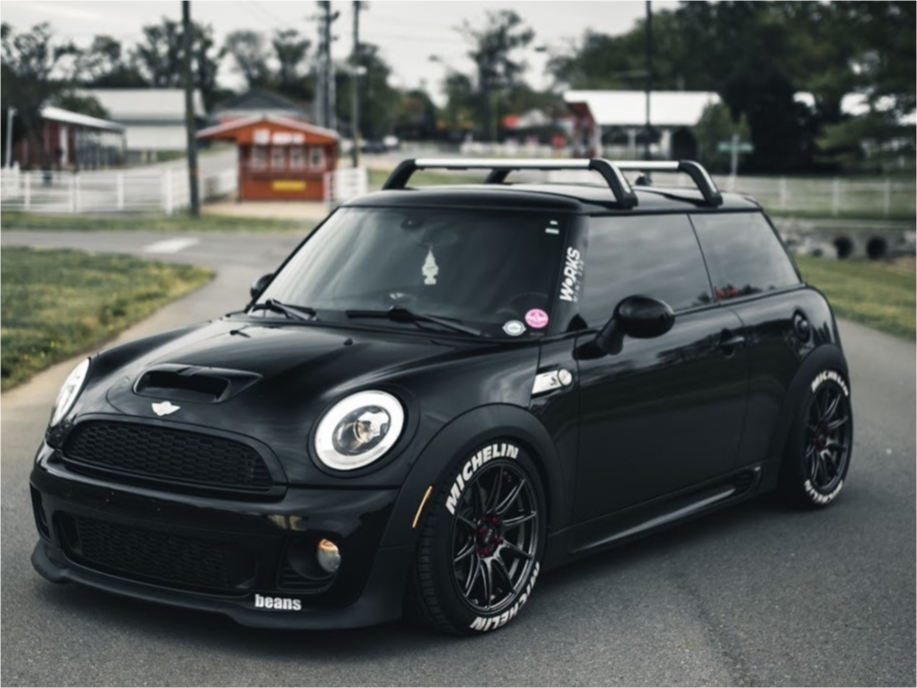 2011 Mini Cooper with 17x7.5 40 XXR 527 and 215/45R17 Michelin