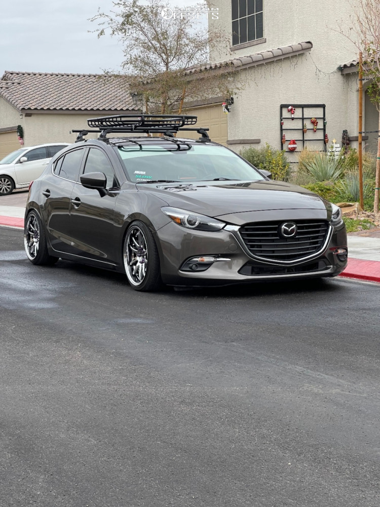2021712-2-2017-3-mazda-grand-