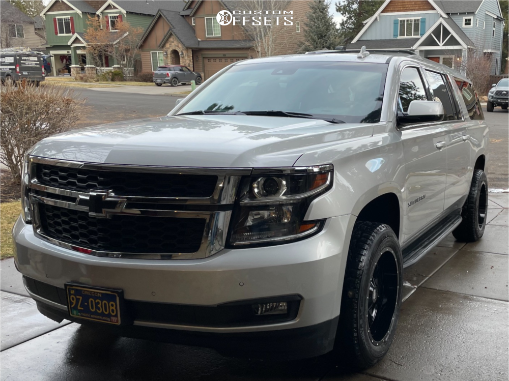 2036396-3-2019-suburban-