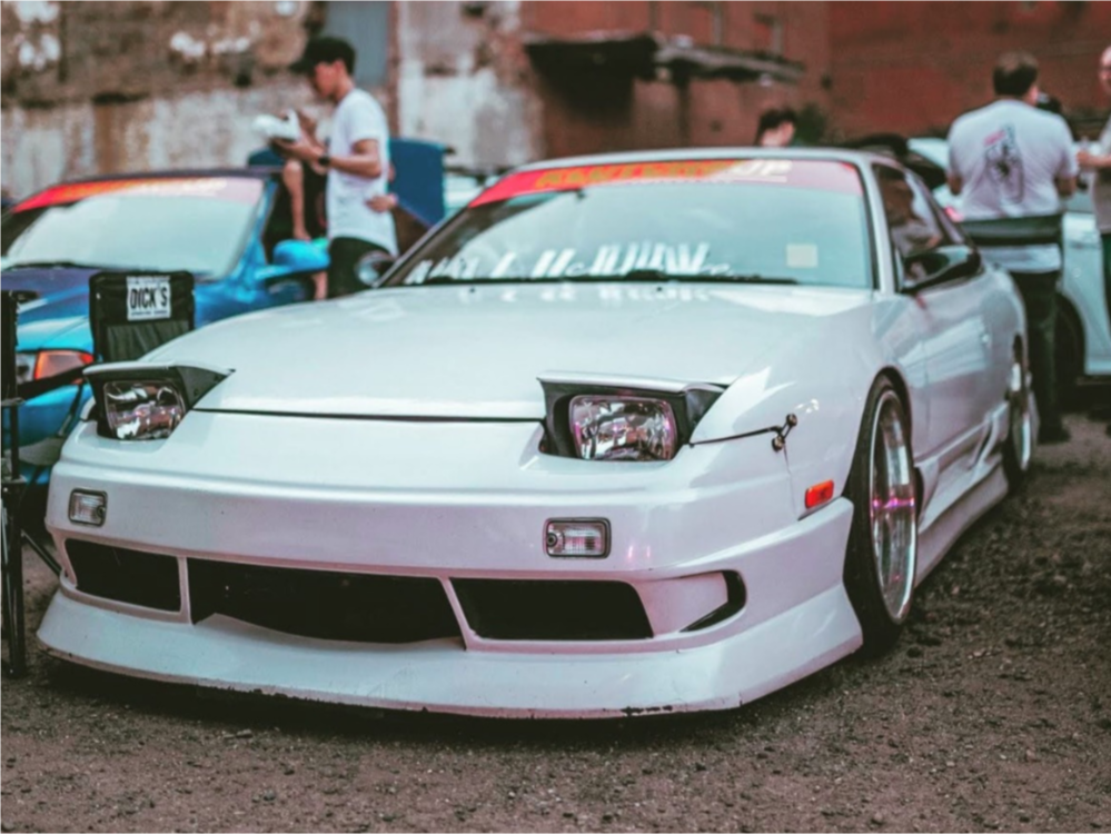 1993 Nissan 240SX with 18x9.5 22 GMR MS1 and 225/40R18 Federal 595