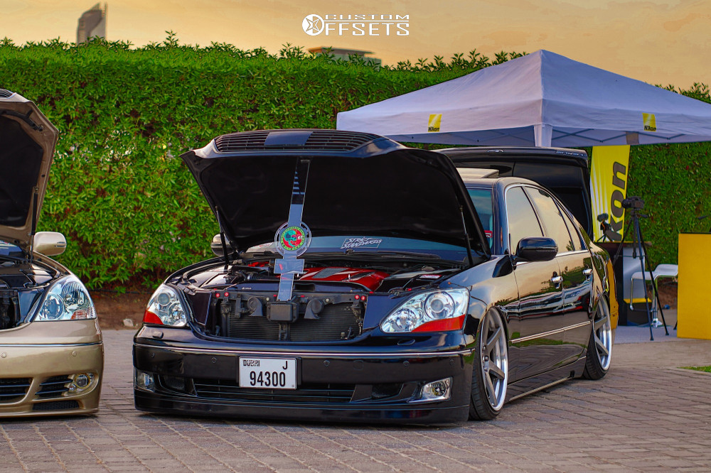 2006 Lexus LS430 with 20x9.5 35 Work Zeast St1 and 245/30R20