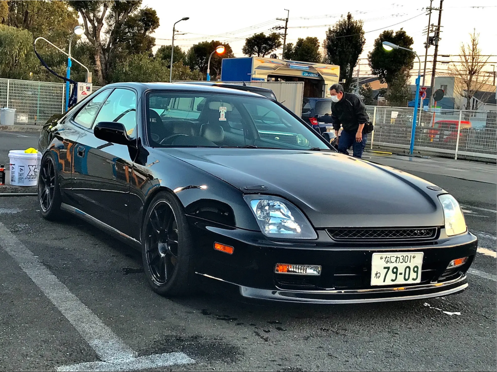1997 Honda Prelude with 17x8 33 Kosei Direzza RSC and 235/40R17