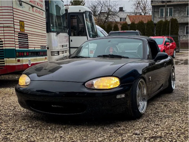 2151845-2-1998-other-mazda-