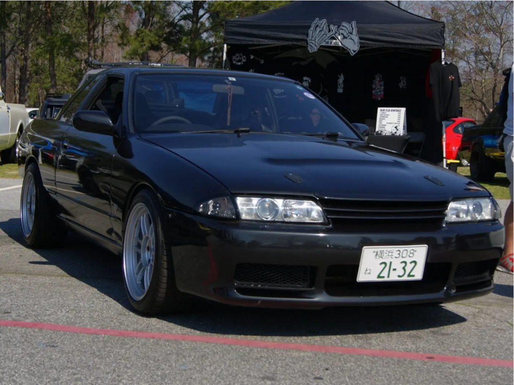 2164763-1-1990-skyline-nissan-